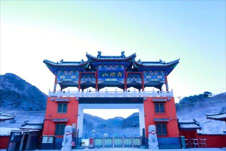 青龙山景区——龙脊盘云海，一步入仙踪