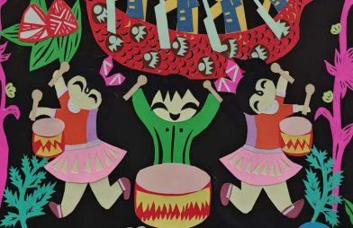 《龙舟竞渡庆端阳》 