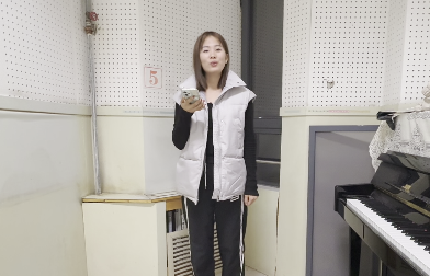 《灯火里的中国》